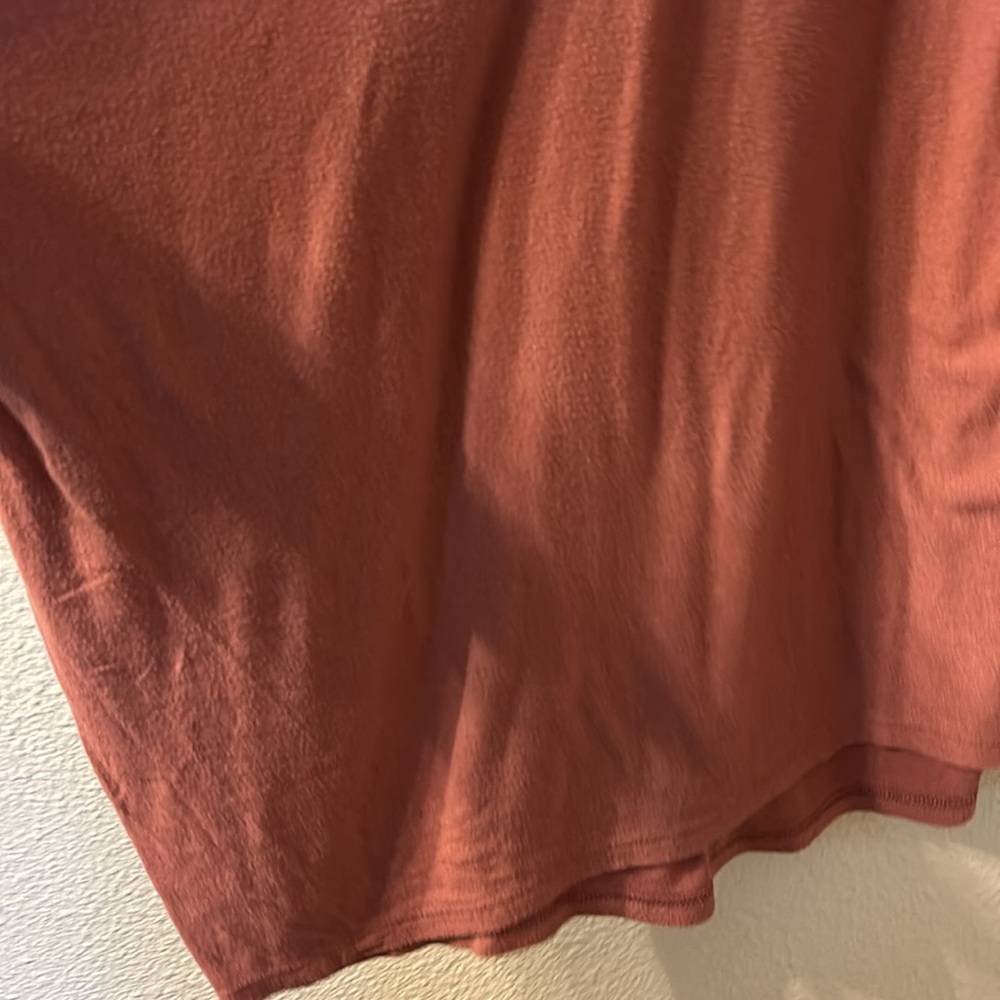 Athleta Asymmetrical Basic Tee Size Medium - image 2